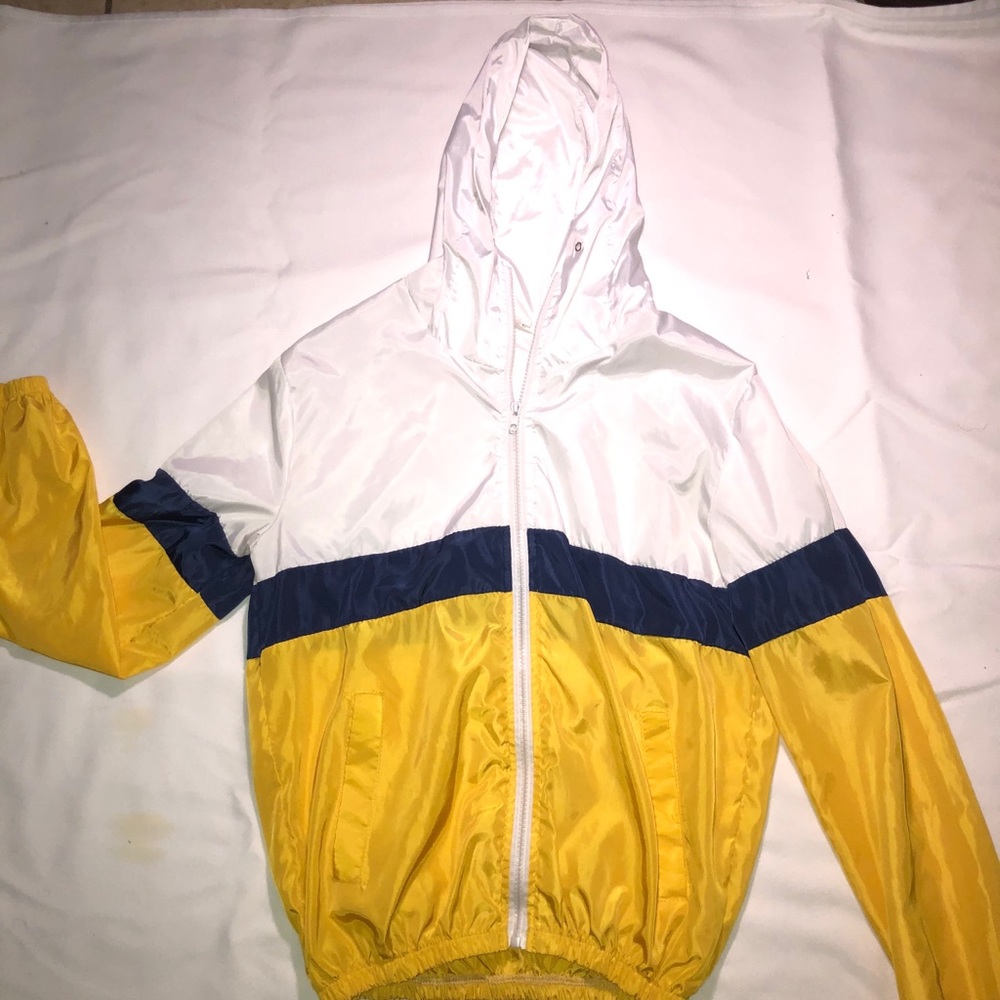 Wind breaker jacket